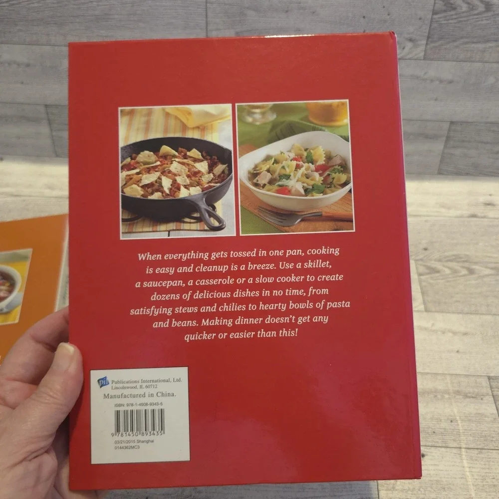 Dump Soups‎ And Dump Dinners 2014 Lot Of 2 Cookbooks Favorite Brand Name Recipes